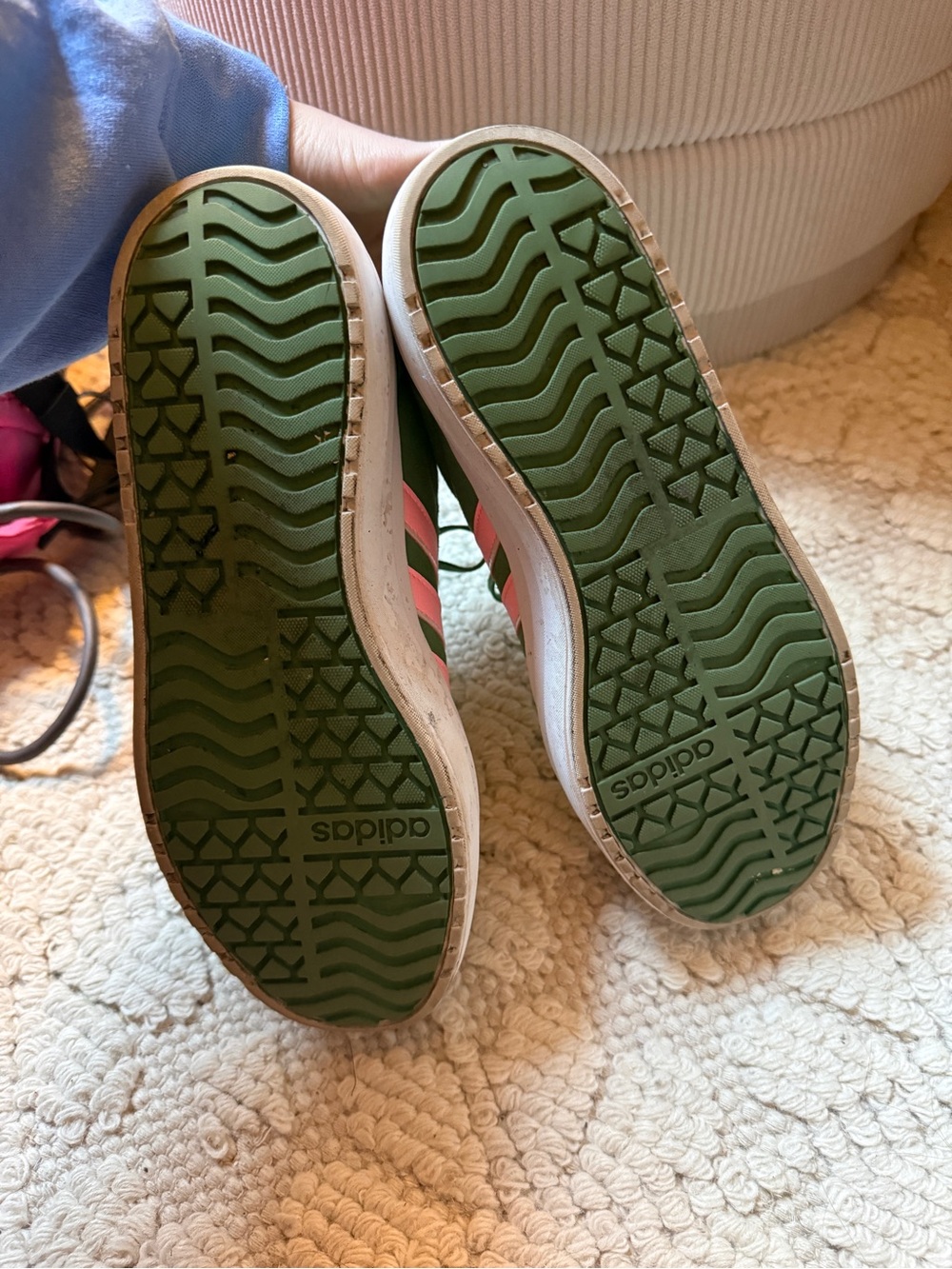 adidas Women Sneakers Green with Pink Stripes - Picture 4 of 6